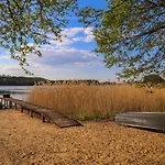 ヴィラ Cztery Luksusowe Na Mazurach, Jezioro Juksty - Sakurarest